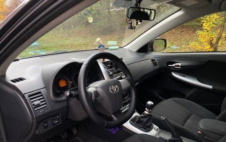 Toyota Corolla, 2011 год, 959 999 рублей, 9 фотография