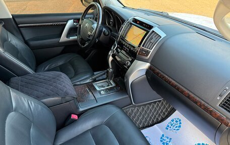 Toyota Land Cruiser 200, 2015 год, 4 500 000 рублей, 13 фотография