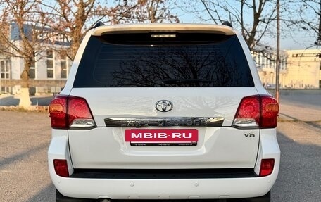 Toyota Land Cruiser 200, 2015 год, 4 500 000 рублей, 6 фотография
