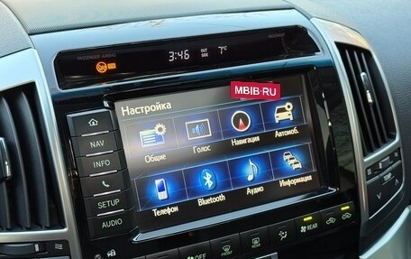 Toyota Land Cruiser 200, 2015 год, 4 500 000 рублей, 24 фотография