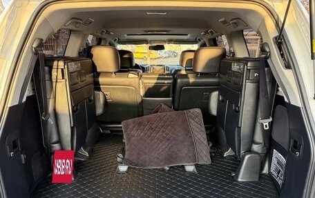 Toyota Land Cruiser 200, 2015 год, 4 500 000 рублей, 35 фотография