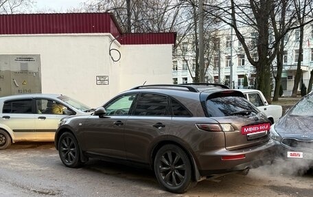Infiniti FX I, 2007 год, 750 000 рублей, 3 фотография