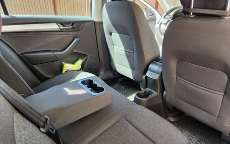 Skoda Rapid II, 2021 год, 2 100 000 рублей, 7 фотография