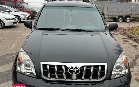 Toyota Land Cruiser Prado 120 рестайлинг, 2008 год, 2 500 000 рублей, 2 фотография