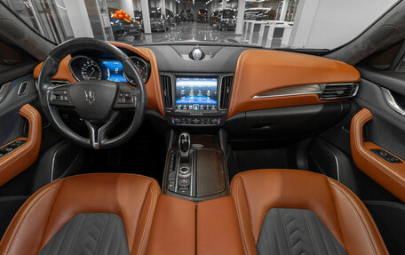 Maserati Levante I, 2018 год, 6 100 000 рублей, 8 фотография