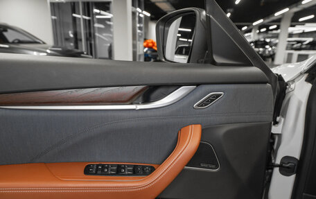 Maserati Levante I, 2018 год, 6 100 000 рублей, 15 фотография