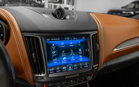 Maserati Levante I, 2018 год, 6 100 000 рублей, 21 фотография