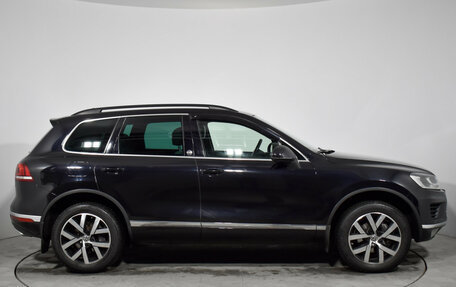 Volkswagen Touareg III, 2017 год, 3 300 000 рублей, 4 фотография