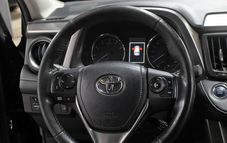 Toyota RAV4, 2017 год, 2 198 000 рублей, 17 фотография