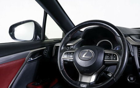 Lexus RX IV рестайлинг, 2017 год, 3 590 000 рублей, 15 фотография