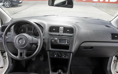 Volkswagen Polo VI (EU Market), 2013 год, 749 000 рублей, 14 фотография