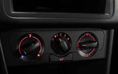 Volkswagen Polo VI (EU Market), 2013 год, 749 000 рублей, 18 фотография