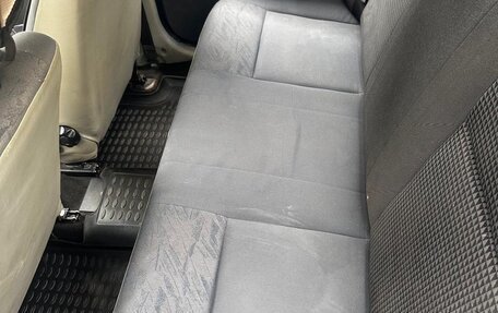 Renault Logan I, 2005 год, 300 000 рублей, 6 фотография