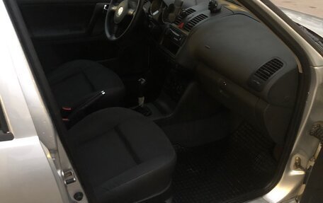 Volkswagen Polo III рестайлинг, 2002 год, 265 000 рублей, 7 фотография