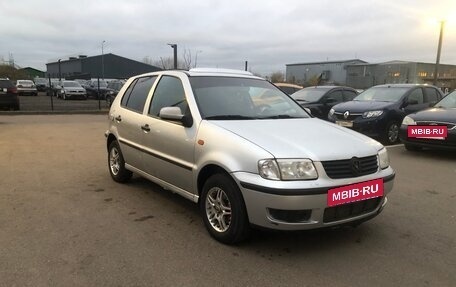 Volkswagen Polo III рестайлинг, 2002 год, 265 000 рублей, 2 фотография