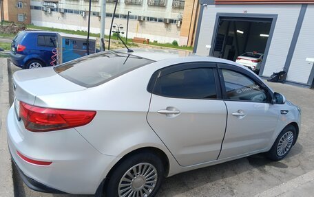 KIA Rio III рестайлинг, 2015 год, 600 000 рублей, 3 фотография