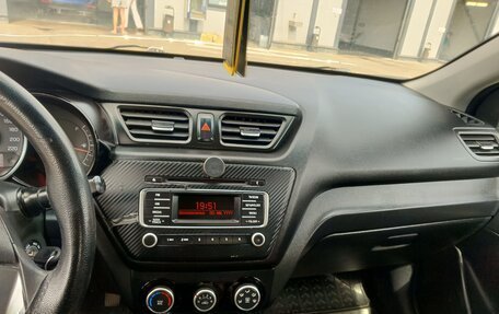 KIA Rio III рестайлинг, 2015 год, 600 000 рублей, 9 фотография