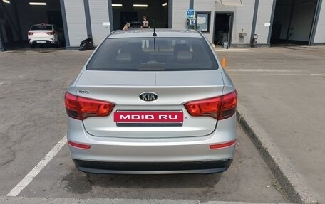 KIA Rio III рестайлинг, 2015 год, 600 000 рублей, 2 фотография