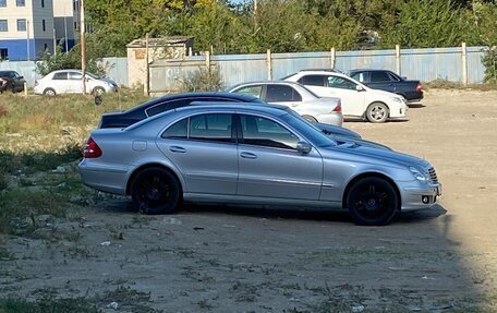 Mercedes-Benz E-Класс, 2004 год, 680 000 рублей, 5 фотография