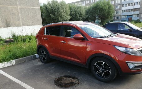 KIA Sportage III, 2010 год, 800 000 рублей, 2 фотография