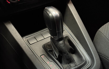 Volkswagen Jetta VI, 2018 год, 1 384 000 рублей, 15 фотография