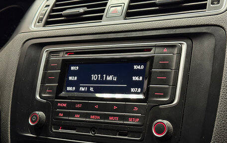 Volkswagen Jetta VI, 2018 год, 1 384 000 рублей, 16 фотография