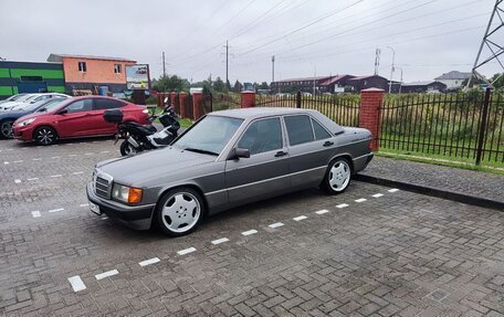 Mercedes-Benz 190 (W201), 1985 год, 600 000 рублей, 8 фотография