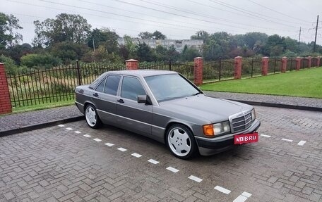 Mercedes-Benz 190 (W201), 1985 год, 600 000 рублей, 2 фотография