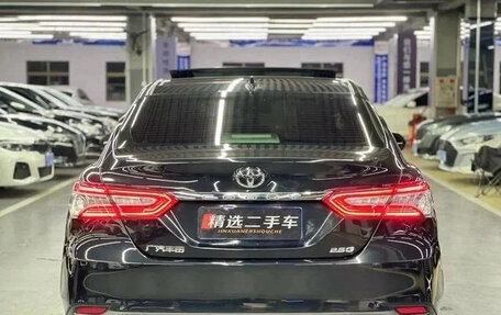 Toyota Camry, 2021 год, 3 000 000 рублей, 2 фотография