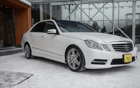 Mercedes-Benz E-Класс, 2012 год, 1 748 000 рублей, 8 фотография