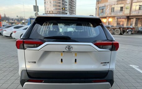 Toyota RAV4, 2025 год, 4 350 000 рублей, 4 фотография