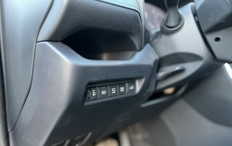 Toyota RAV4, 2025 год, 4 350 000 рублей, 13 фотография