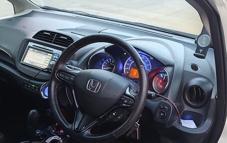 Honda Fit Shuttle I рестайлинг, 2012 год, 915 000 рублей, 12 фотография