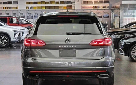 Volkswagen Touareg III, 2021 год, 4 710 000 рублей, 5 фотография