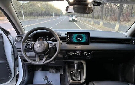 Honda Vezel, 2024 год, 2 060 000 рублей, 9 фотография