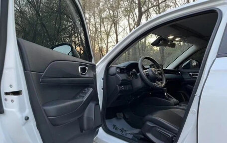 Honda Vezel, 2024 год, 2 060 000 рублей, 7 фотография