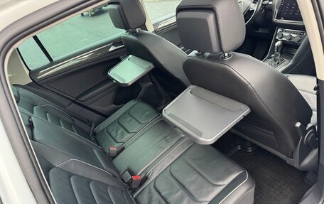 Volkswagen Tiguan II, 2018 год, 2 850 000 рублей, 5 фотография