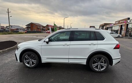 Volkswagen Tiguan II, 2018 год, 2 850 000 рублей, 2 фотография