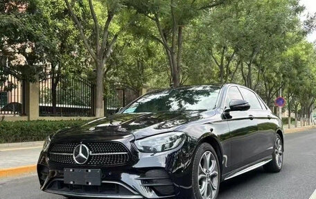 Mercedes-Benz E-Класс, 2021 год, 4 110 000 рублей, 1 фотография