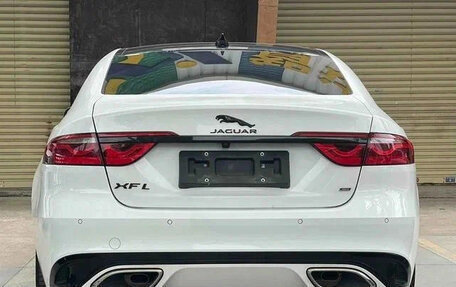 Jaguar XF II, 2022 год, 3 200 000 рублей, 3 фотография