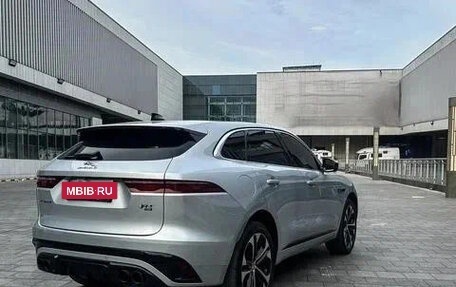 Jaguar F-Pace, 2022 год, 3 920 000 рублей, 4 фотография