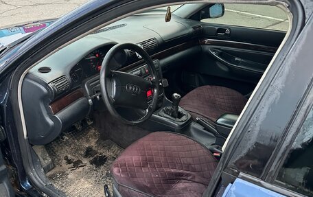 Audi A4, 1995 год, 300 000 рублей, 12 фотография