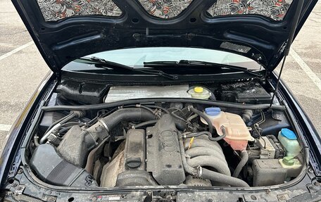 Audi A4, 1995 год, 300 000 рублей, 21 фотография