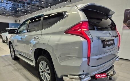 Mitsubishi Pajero Sport III рестайлинг, 2019 год, 2 990 000 рублей, 11 фотография