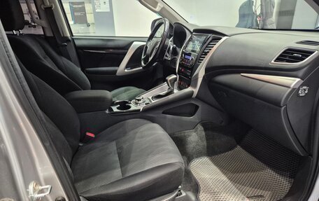 Mitsubishi Pajero Sport III рестайлинг, 2019 год, 2 990 000 рублей, 29 фотография