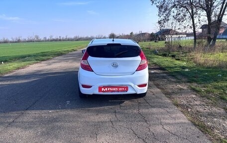 Hyundai Solaris II рестайлинг, 2013 год, 670 000 рублей, 4 фотография