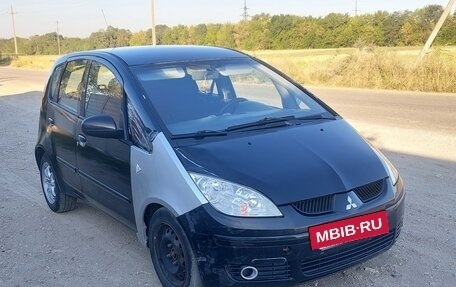 Mitsubishi Colt VI рестайлинг, 2006 год, 325 000 рублей, 2 фотография