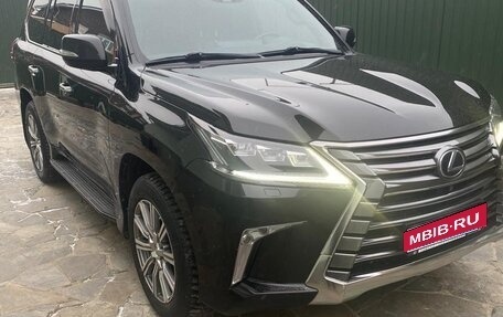 Lexus LX III, 2017 год, 8 700 000 рублей, 1 фотография