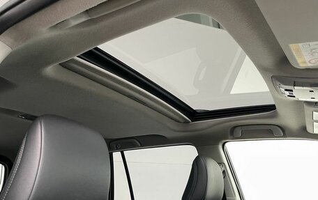 Toyota Land Cruiser Prado 150 рестайлинг 2, 2014 год, 3 260 000 рублей, 27 фотография