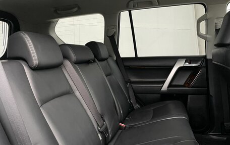 Toyota Land Cruiser Prado 150 рестайлинг 2, 2014 год, 3 260 000 рублей, 28 фотография